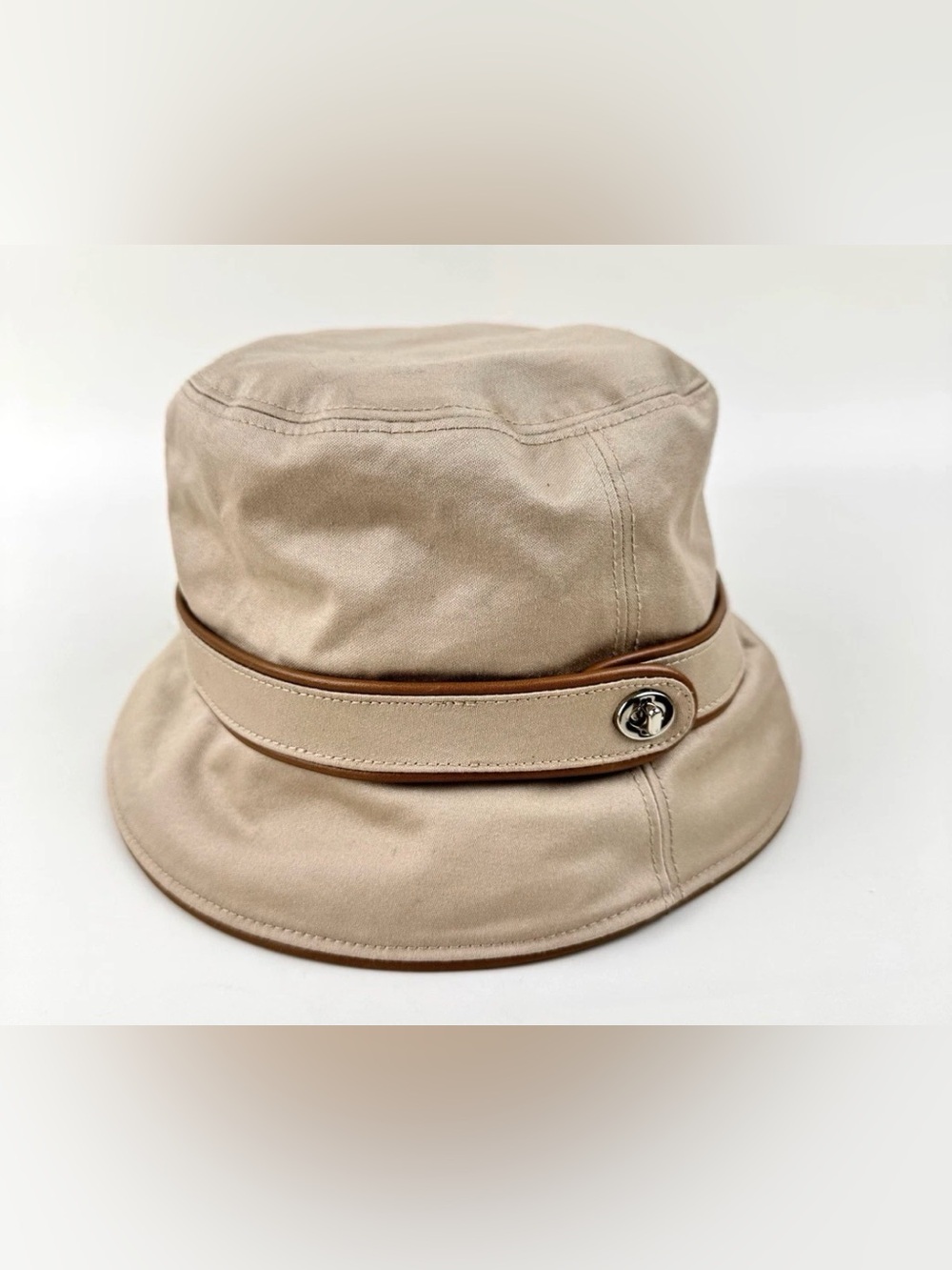 VTG Y2K Coach Turnlock Bucket Hat Tan Beige w/ Brown Leather Piping Sz P/S